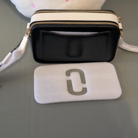 Brand New Marc Jacobs Black Camera Bag - Picture 3 of 7